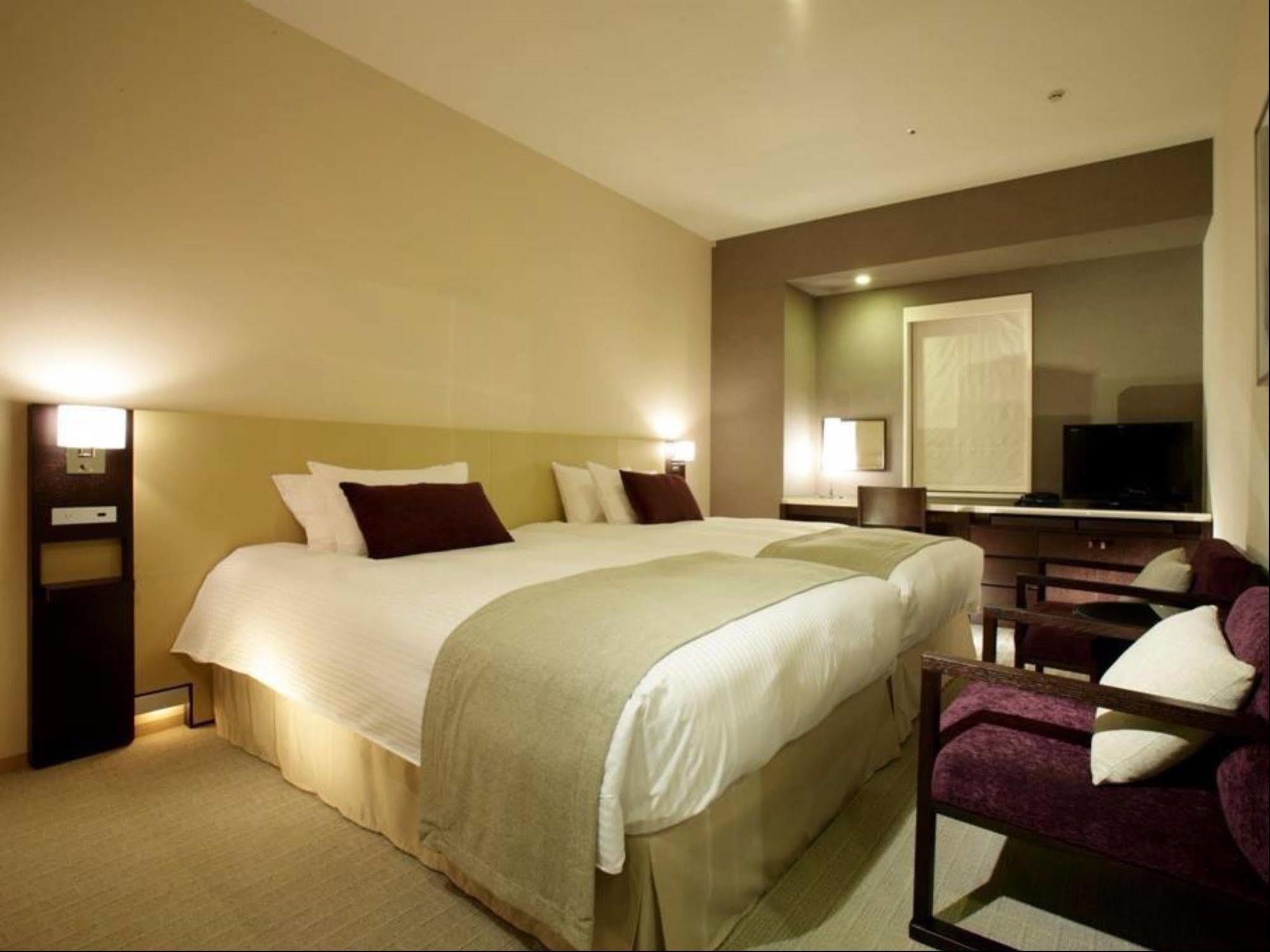 Koko Hotel Kobe Sannomiya Ngoại thất bức ảnh